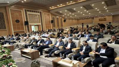 معاون دانشجویی و فرهنگی دانشگاه سمنان در شصت و نهمین اجلاس معاونان فرهنگی و اجتماعی دانشگاه ها و مراکز آموزش عالی کشور حضور یافتند.